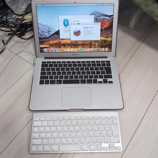 Mac Book Air 13-inch Mid 2011 とワイヤレスキーボード　パソコン本体　キーボード　ハードカバー　ノートパソコン