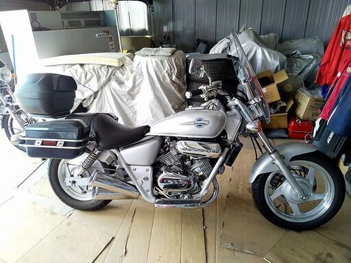 ホンダ　Ｖ－ＴＷＩＮ　マグナ２５０ 　１９９４年　再ブレイクで人気上昇中です 実動極低走行フルパニア付きで言う事無し！！