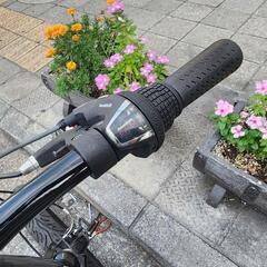 ＨＵＭＭＥＲ　折りたたみ自転車　美品　２０インチ　６変速　サドル　新品　シルバー　配達可能