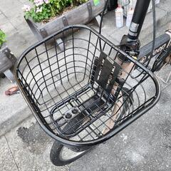 ＪＥＥＰ　折りたたみ自転車　２０インチ　６変速　美品　カゴ　付き　配達可能