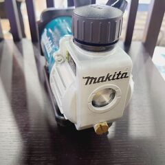 愛品館 市原店】マキタ VP180DZ充電式真空ポンプ18V 本体のみ