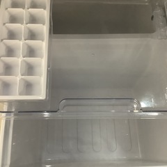 SHARP   シャープ　冷蔵庫　SJ-D18J-W    2023年製　179L