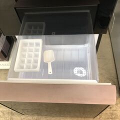 SHARP シャープ 冷蔵庫 SJ-GD14D プラズマクラスター つけかえどっちもドア ピュアブラック 2019　ダークブラウン クリーニング済 堺市 石津 2019年製 一人暮らし　新生活　冷蔵庫 137L ガラストップ クリーニング済 堺市 石津【ジャングルジャングルサカイ石津店