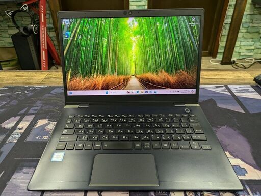 【重さ779g！8世代CPU】dynabook G83M i5/8/256GB