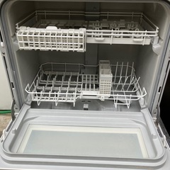 パナソニック 食器洗い乾燥機NPーTH3 2020年製 標準収納容量40点