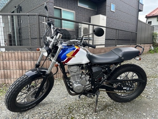 FTR223 トリコロールカラー　バイク　車検不要　2輪　中型　HONDA\n