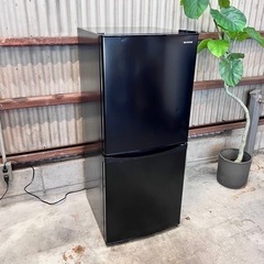 設置まで‼️ IRIS 一人暮らし冷蔵庫 142L✨ 2020年製⭕️