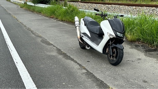 マジェスティ125 Fi  リアディスク　フロントマスク