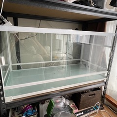 取引中！パンテオンホワイト　9045 爬虫類飼育ケージ