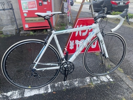 FELT１０５ロードバイク格安で