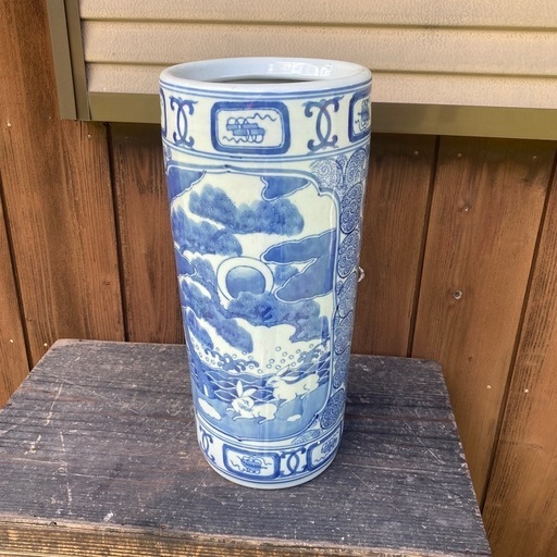 傘立て　和風　陶磁器　染め付け　うさぎ