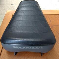 ベンリーCD50用シート、リアキャリア、スチールボックスのセット