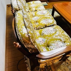 カリモク 
高級ソファー5人