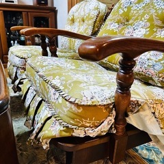 カリモク 
高級ソファー5人