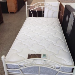 ジモティー見た」で5％OFF！【シングルベッド】シングルベッド