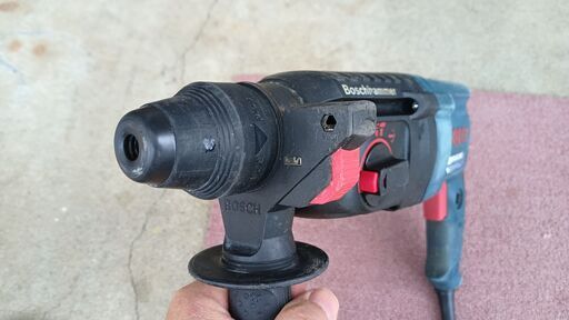 【引取限定】BOSCH/ボッシュ ハンマードリル GBH2-26RE壁穴あけ工具セット付