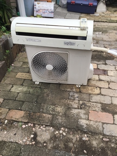 東芝　エアコン2008年式