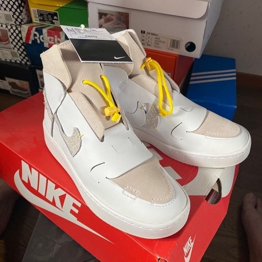 新品未使用NIKEVANDALSED