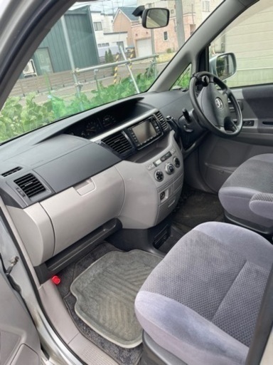 ヴォクシー 中古車 10月に売れなければ処分 ヴォクシー・修復歴なし