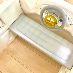 yayaのスクールバス・すべり台