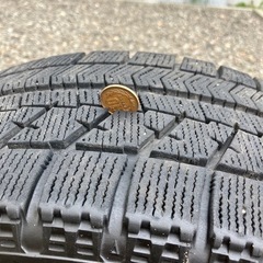 スタッドレスタイヤ（ナット付）&ジャッキ