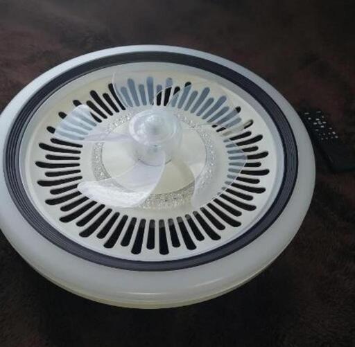 ほぼ未使用】シーリングファンライト 〜14畳 照明 シーリングライト 調