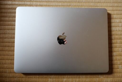 MacBook Pro 2020 SSD500G 16Gメモリ 充放電はたったの36回!! 値下げしました！