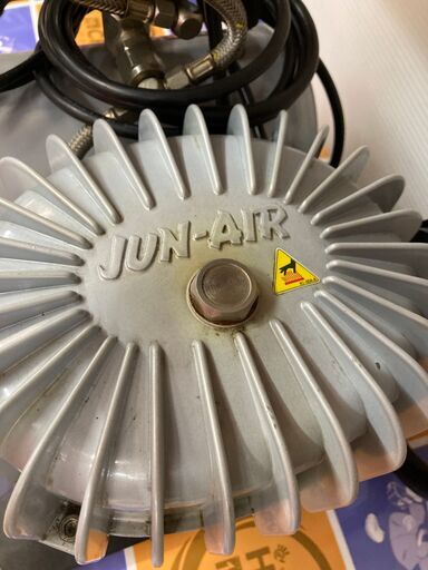 クロダインターナショナル JUN-AIR3-4 静動コンプレッサ (エアを抜く