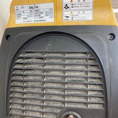 スズキ SGI14 インバータ発電機 燃料、レギュラーガソリン3.5L 定格出力1.4KVA 運転時間:約3.5時間 スズキ SGI14 インバータ発電機 燃料、レギュラーガソリン3.5L 定格