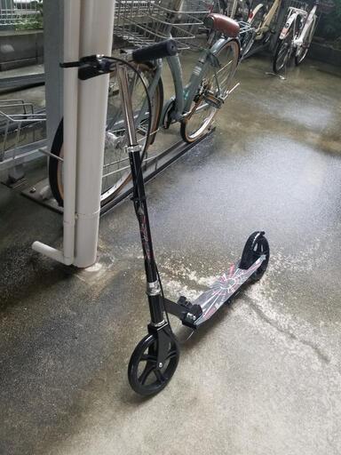 【超美品】大人用　キックボード
