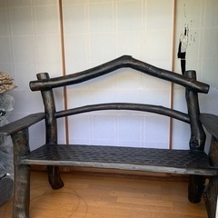 お取引決まりました　丸太の椅子