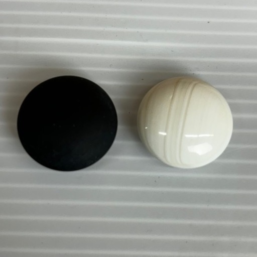 s0922607 美品 日向特製 36号 徳用 蛤碁石 本那智黒 本蛤 囲碁 碁石 和風 良素材 本蛤碁石 遊戯 実用 中古品 s0922607 美品 日向特製 36号 徳用 蛤碁石 本那智黒 本蛤 囲碁