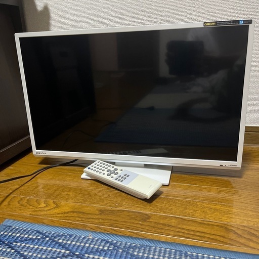 【取引中】23インチ白いテレビ/モニターとしても