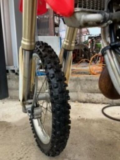 決まりました。 ホンダ モトクロッサー CR85R2 希少2st 初心者の練習用