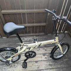 折り畳み自転車　16インチ　シマノ6段変速付き　重量13.5kg アイボリー 折り畳み自転車 16インチ シマノ6段変速付き 重量13.5kg アイボリー