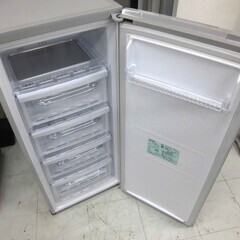 三菱 冷凍庫 121L 2016年製 MF-U12Y-S1 シルバー 右開き 引き出し4段 ファン式 縦型冷凍庫 冷凍ストッカー キッチン家電 MITSUBISHI 苫小牧西店