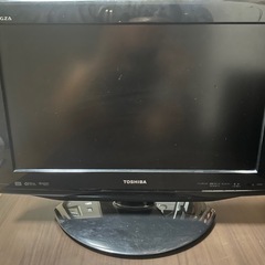 東芝　テレビ　リモコン付き