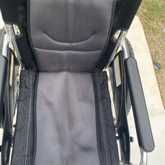 車椅子 介護用品 折りたたみ
