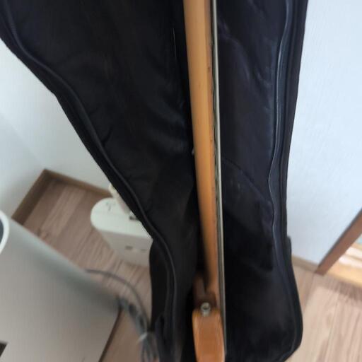 ベース