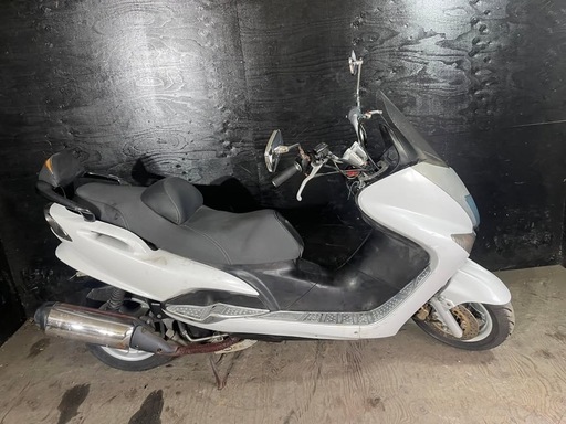 ★支払総額4.4万円★買取強化中！引き上げ可能です！ ヤマハ マジェスティ125 E374E カスタムあり♪ 車格大きい小型スクーター！激安小型！ちょっとした足に♪ ☆支払総額4.4万円☆買取強化中！引き上げ可能です！ ヤマハ