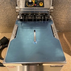マルゼン　電気フライヤー(MEF-8TE)2018年製