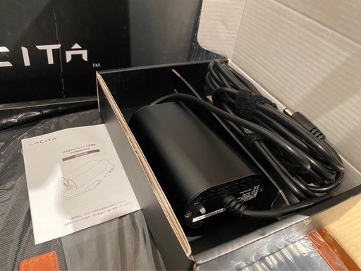 Lacita「ポータブル電源(1度使用のみ)」・「シガー充電器(1度使用のみ)」・「ソーラーパネル(未使用未開封)」の３点セット