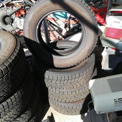 横浜タイヤ スタッドレス205/65 R 16