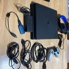 SONY プレイステーション4 コントローラー・モニター・ヘッドホン付き