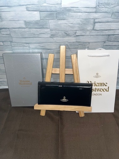 ★新品未使用★ Vivienne Westwood  長財布/エナメルブラック
