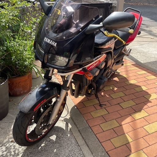 ヤマハFZ400