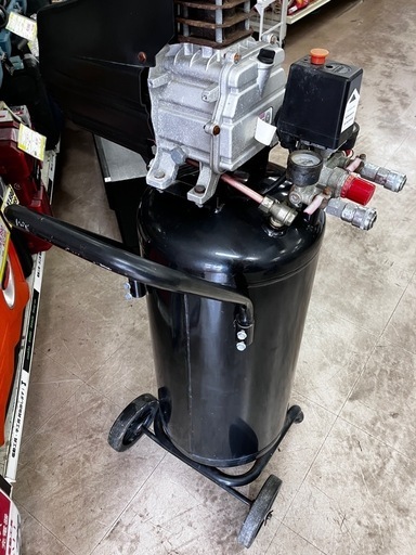 😀SINYAM😀😀エアーコンプレッサー😀50L😀3馬力😀100V😀タイヤ交換😀釘  