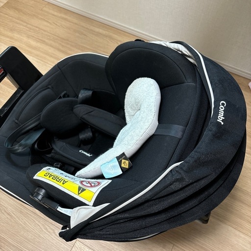 お取引中)チャイルドシート コンビ ネルーム