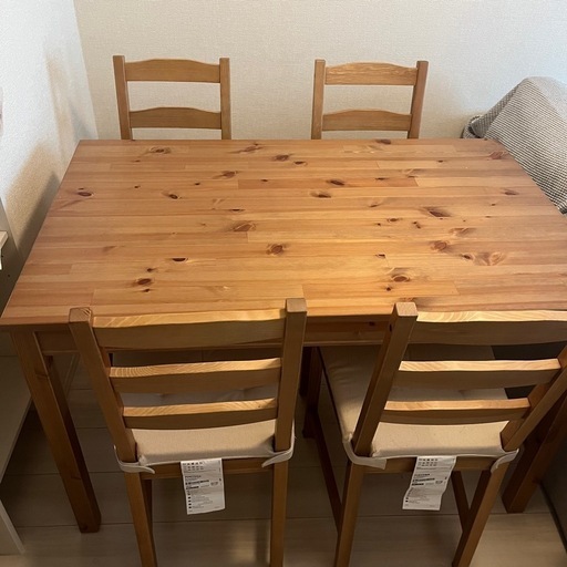 IKEA ダイニングテーブルチェアー