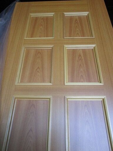 ３　建具　保管品　難あり　昭和レトロ ドア　木彫室内ドア トーヨーサッシ